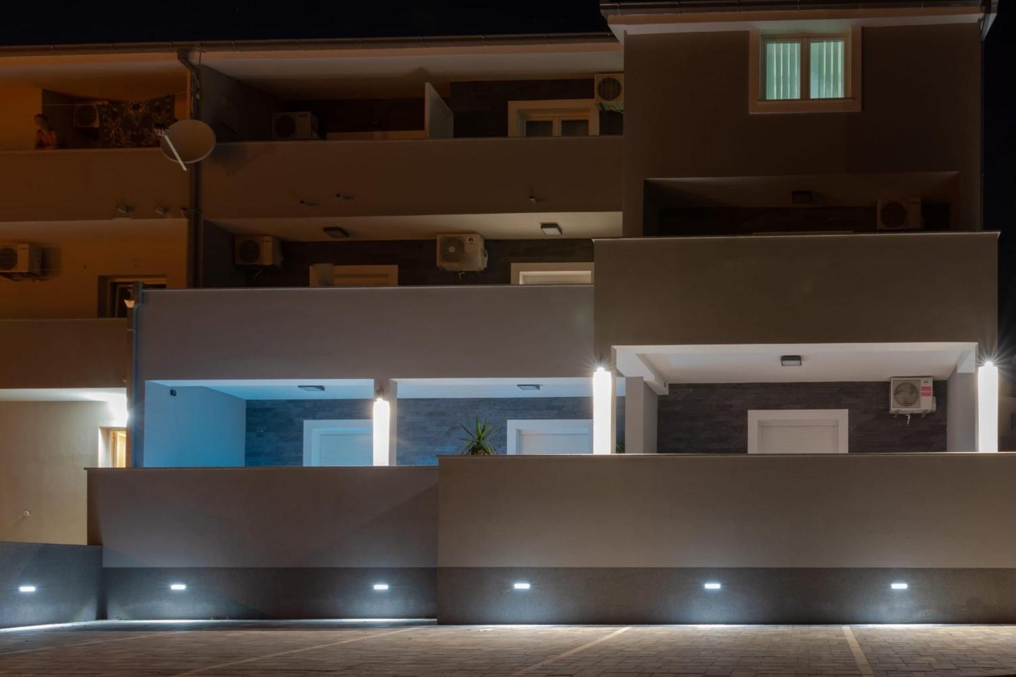 Kaštela Apartments Pasalic מראה חיצוני תמונה